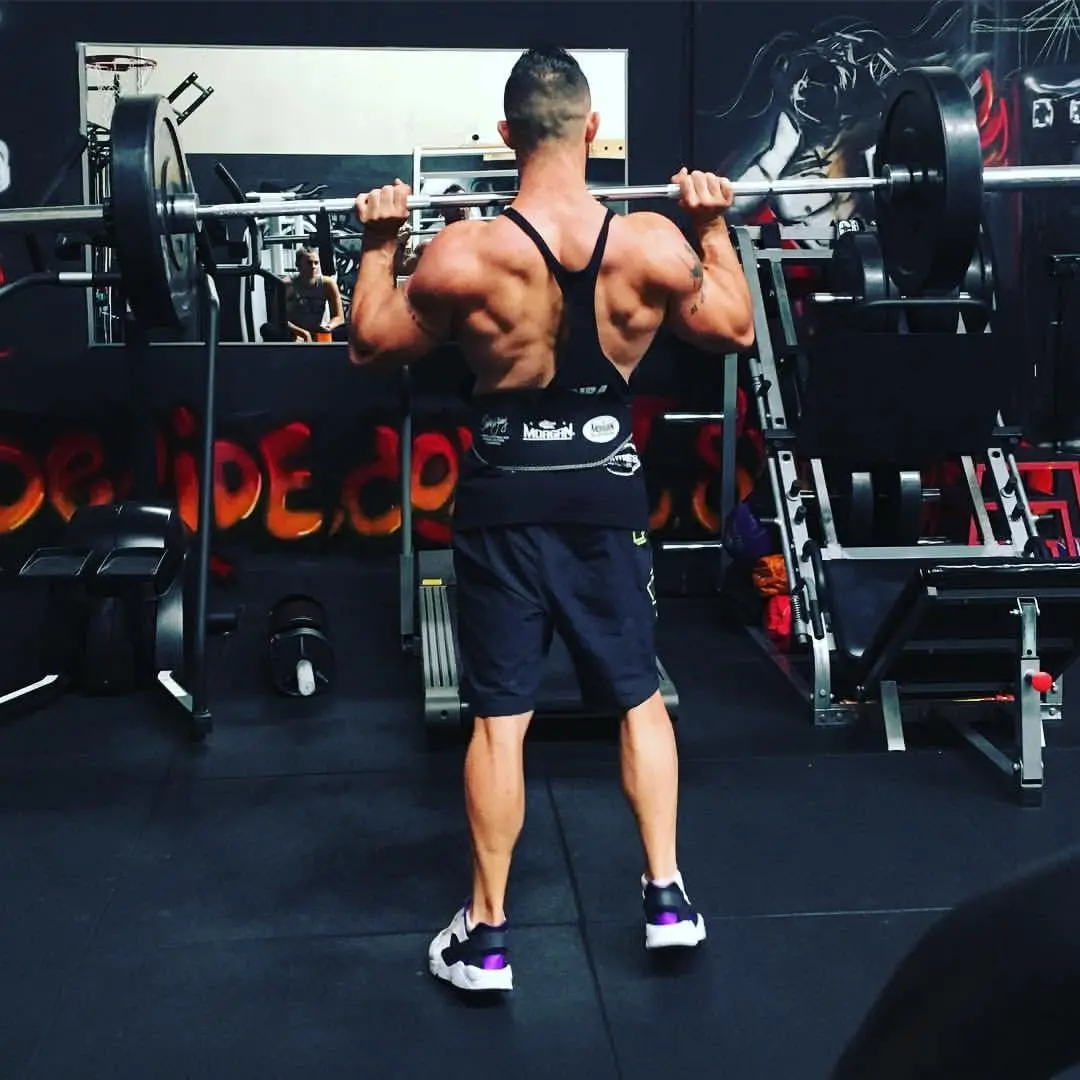 Nikolai Babkoff demonstrating strength training at Xtreme Athlete